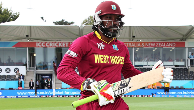 Chris-Gayle-and-Dwayne-Smith-of-the-West-Indies-walk-out-to-bat5